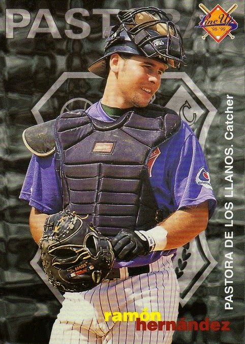 En 2002, La revista Baseball América, designa mejor jugador de la pelota invernal del Caribe a Ramón Hernández, receptor del Pastora de Los Llanos.