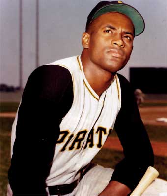 En 1973, A 4 meses de su muerte, Roberto Clemente astro puertorriqueño es admitido al Salón de la Fama por elección especial. Jugó en Venezuela en la Serie del Caribe de 1955.