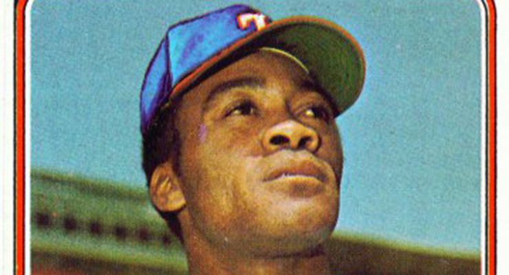 En 1970, Cesar Tovar, de los Mellizos, conecta hit a Dick Bosman, -una de las 5 veces que impidió un no hitter-.