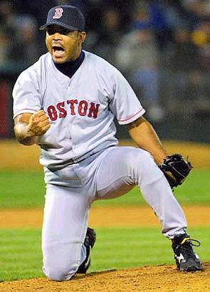 En 1974, nació Ugueth Urbina en Caracas, Distrito Federal. Jugó en las grandes ligas con Expos de Montreal, Medias Rojas de Boston, Rangers de Texas, Marlins de Florida, Tigres de Detroit y Filis de Filadelfia. En 1999 salvó 41 encuentros. En Venezuela vi