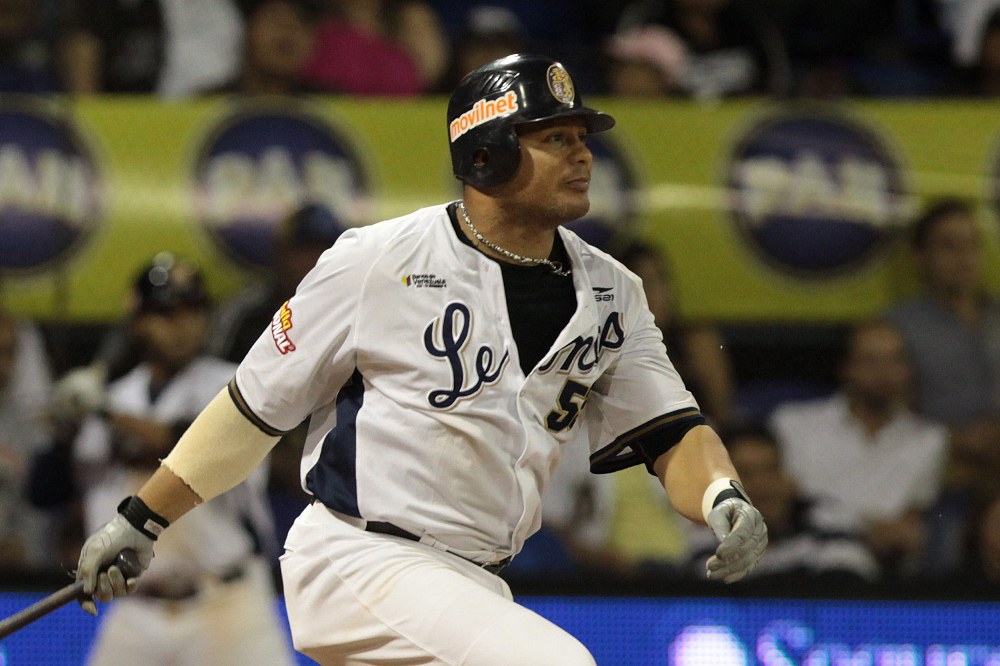 En 1974, Nace en Turmero, Estado Aragua, “El Come Dulce” Bob Abreu, quien en 16 temporadas en la LVBP perteneció a los Leones del Caracas.