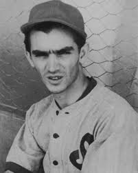 En 1917, Nace en Puerto Cabello-Edo Carabobo, Hernan “Chiquitín” Ettedgui , pionero del periodismo deportivo en Venezuela y miembro del Salón de la Fama del Béisbol Venezolano Clase 2005.