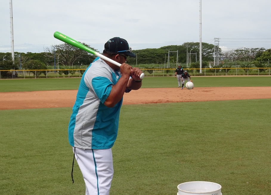 El Coach David Davalillo se unió este domingo
