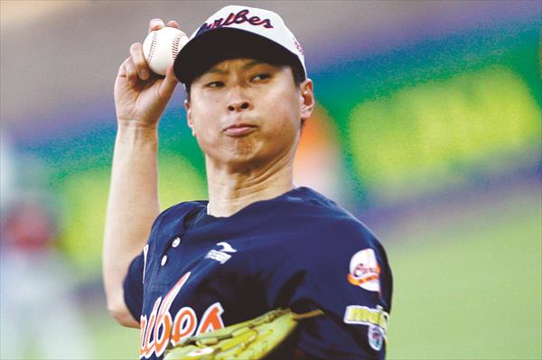En 1985, Nace en Osaka-Japón el lanzador derecho Toru Murata, quién ha vestido las camisetas de Navegantes de Magallanes y Caribes de Anzoátegui en las temporadas 2012-2013 y 2013-2015 respectivamente.