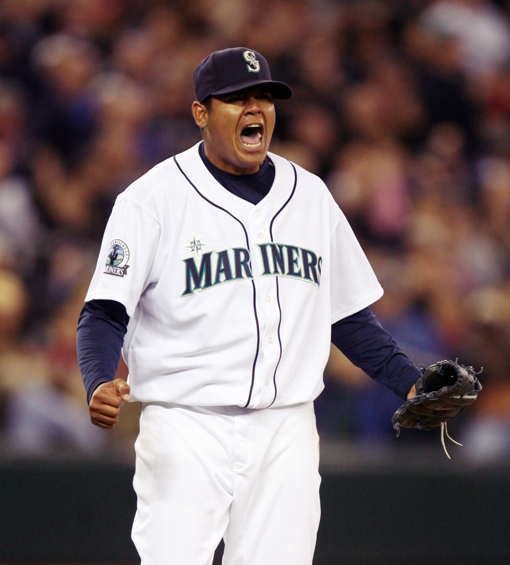 En 2009, Félix Hernández lanzó una blanqueada de 2 hits en la victoria de Seattle sobre San Diego 5-0.