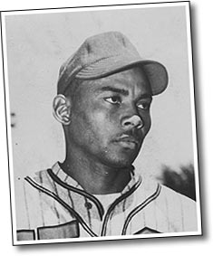 En 1912, Nace en Giddings, Texas, Hilton Smith, quien vistió el uniforme del Vargas en la campaña 1946-47. Smith está en el Salón de la Fama de Cooperstown.