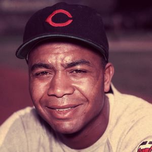 En 1948, Larry Doby conecta el primer jonrón de un pelotero negro en la historia de la Serie Mundial donde Cleveland superó a Bostón 2-1. Doby dirigió al Zulia en la 71-72.