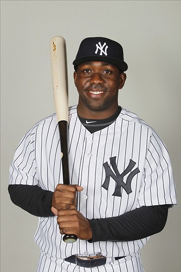 En 2014, se estrenó en las mayores José Pirela con Yankees de Nueva York ante Orioles de Baltimore. Bateó de 3-2 con empujada. Pirela es el venezolano 324 en llegar a las Grandes Ligas.